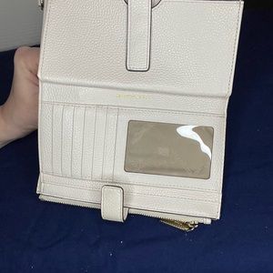 MK wallet